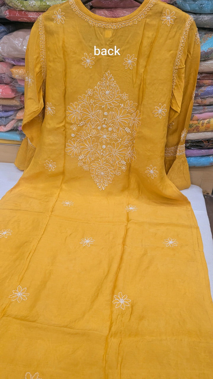 Pure Muslin Chikankari Kurti