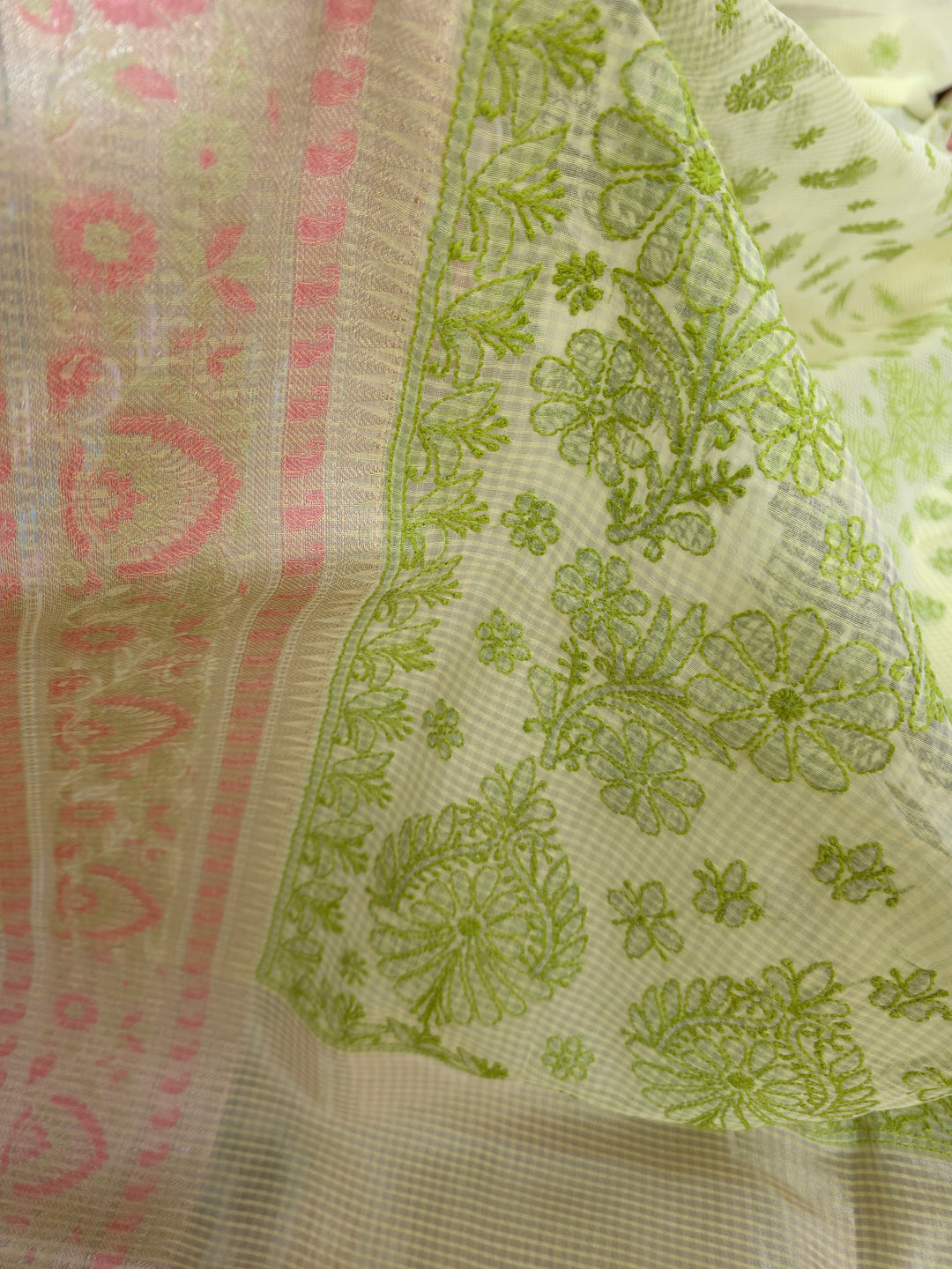 Hand Embroidered Chikankari Banarasi Silk Saree with Intricate Border & Palla Pattern – Includes  Blouse | Paridhan Chikan