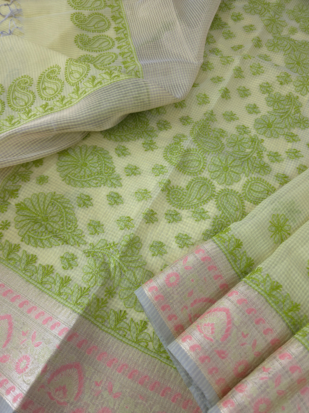 Hand Embroidered Chikankari Banarasi Silk Saree with Intricate Border & Palla Pattern – Includes  Blouse | Paridhan Chikan