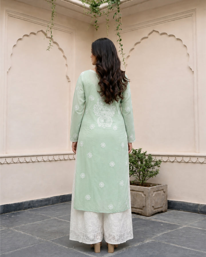 Amira Georgette Chikankari  kurti