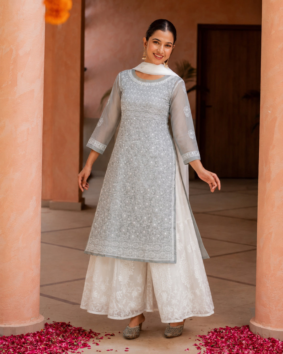 Amira Georgette Chikankari  kurti
