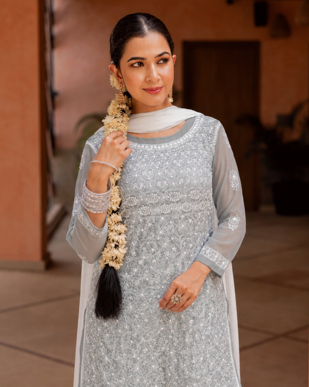 Amira Georgette Chikankari  kurti