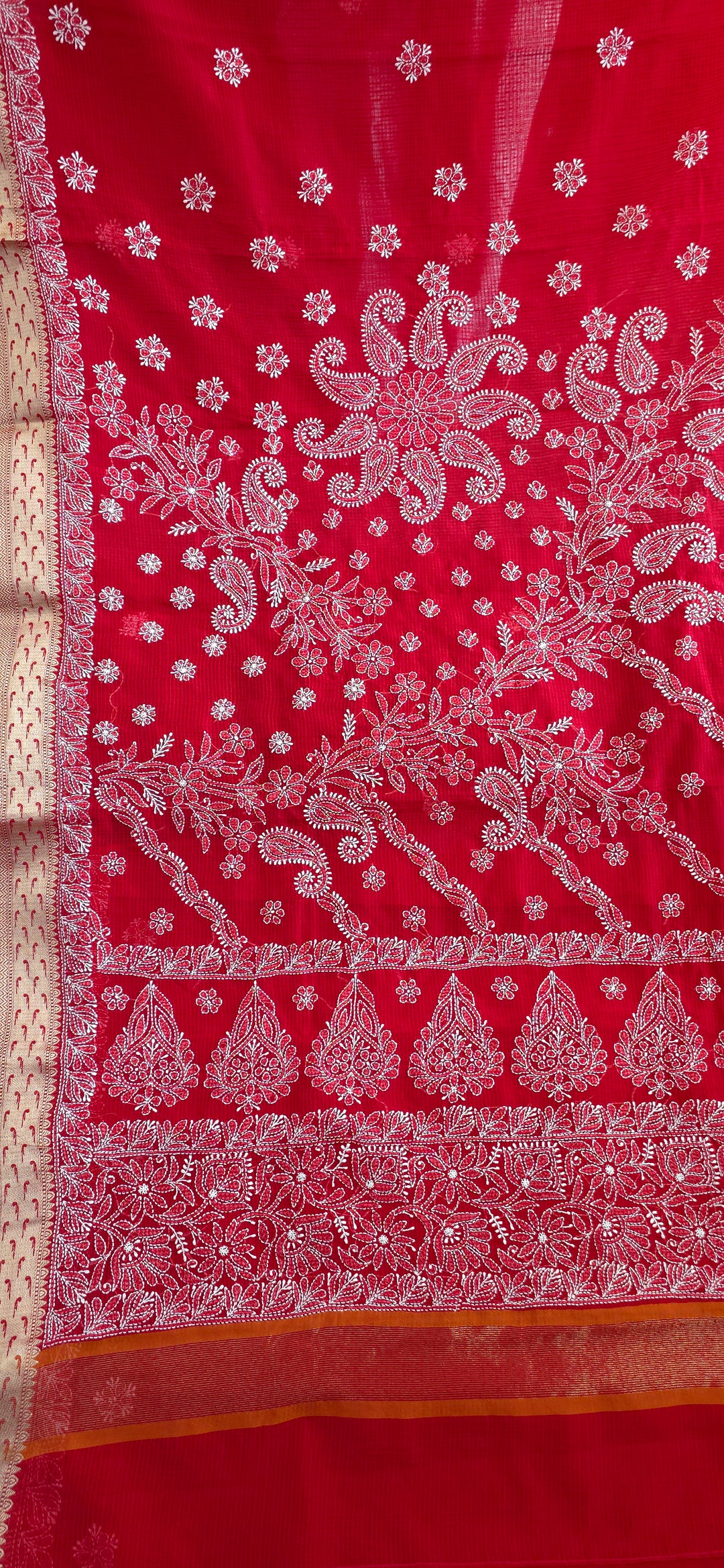 Hand Embroidered Chikankari Banarasi Silk Saree with Intricate Border & Palla Pattern – Includes  Blouse | Paridhan Chikan