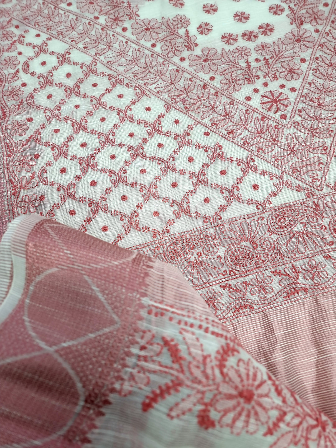 Hand Embroidered Chikankari Banarasi Silk Saree with Intricate Border & Palla Pattern – Includes  Blouse | Paridhan Chikan