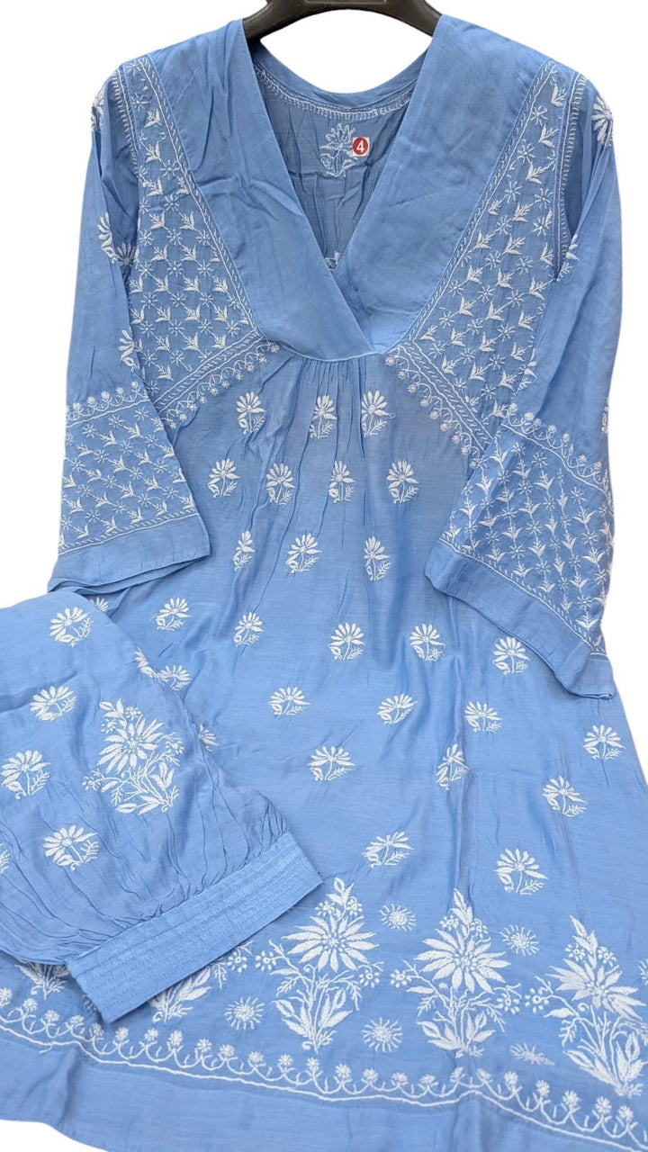 Luxe-Pure muslin luxurious kurti afgani pants set with *2 taar chikankari work*