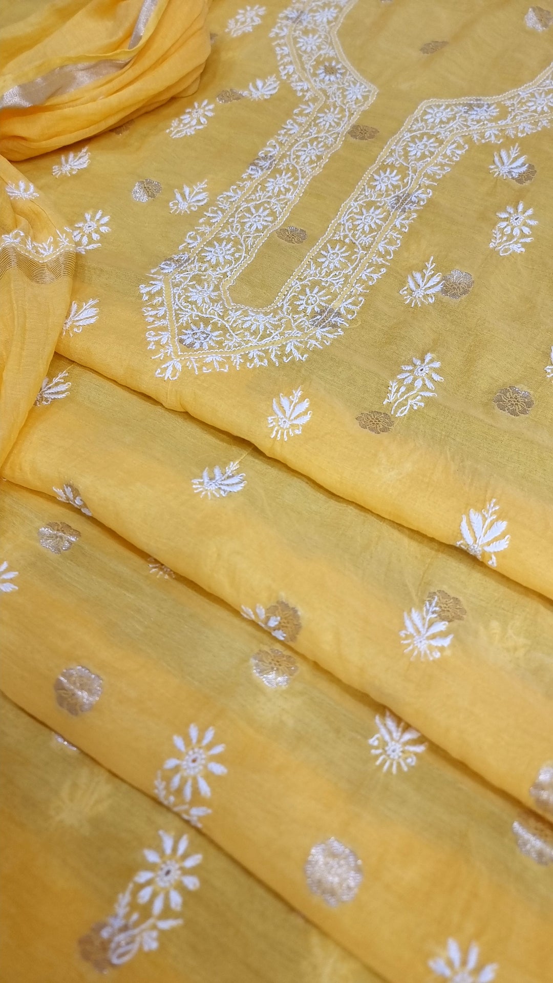 Pure Mul Chanderi Jacquard 2 Taar Hand Embroidered Chikankari Unstitched Kurta (3 M) with Dupatta (2.5 M) – Lucknowi Festive Collection
