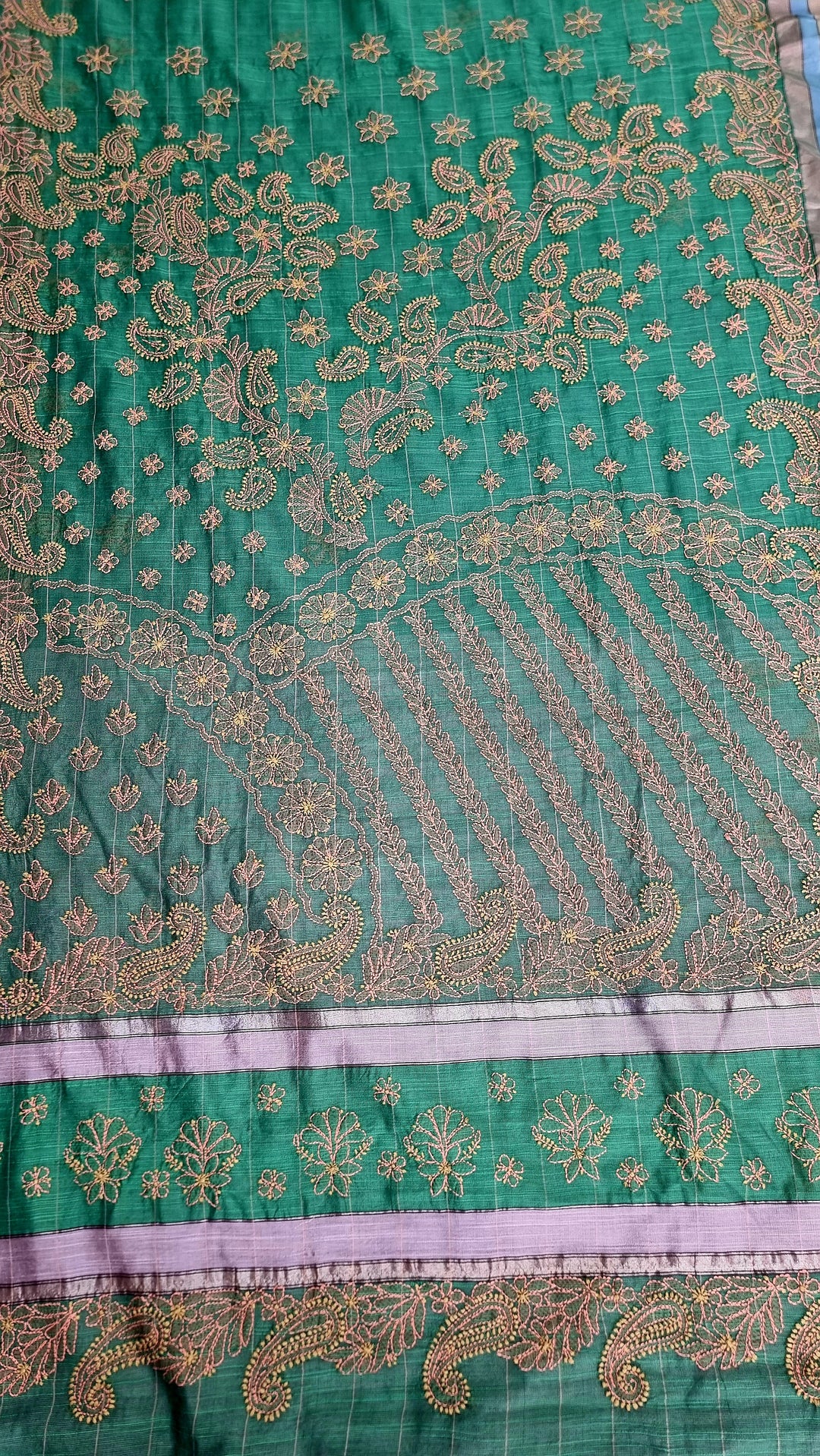Hand Embroidered Chikankari Banarasi Silk Saree with Intricate Border & Palla Pattern – Includes  Blouse | Paridhan Chikan