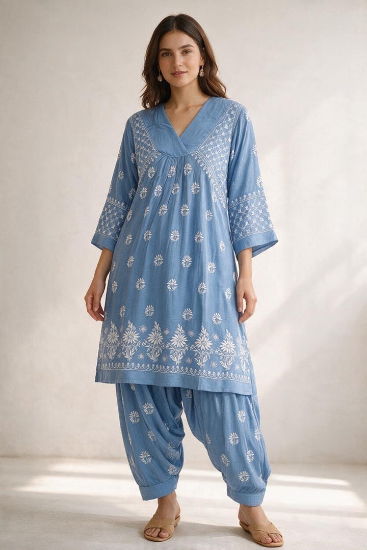 Luxe-Pure muslin luxurious kurti afgani pants set with *2 taar chikankari work*