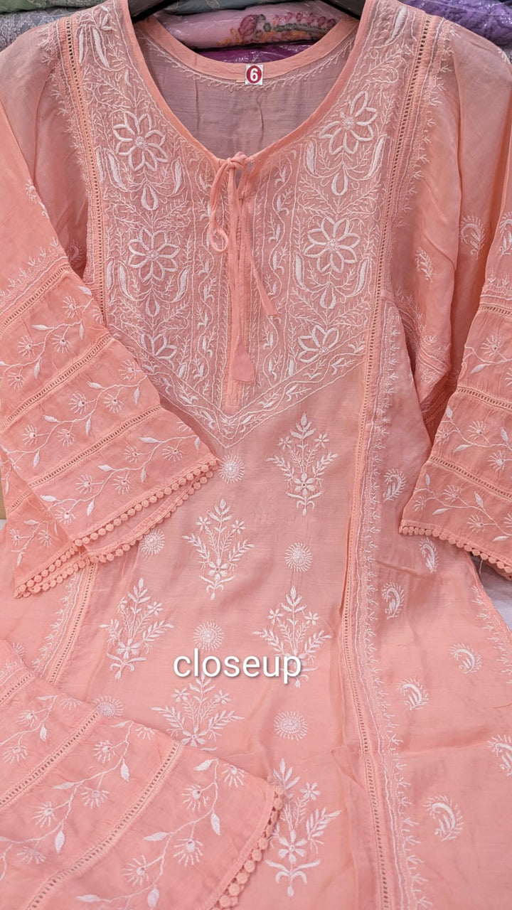 Luxe-Pure muslin luxurious kurti pants set with *2 taar chikankari work*