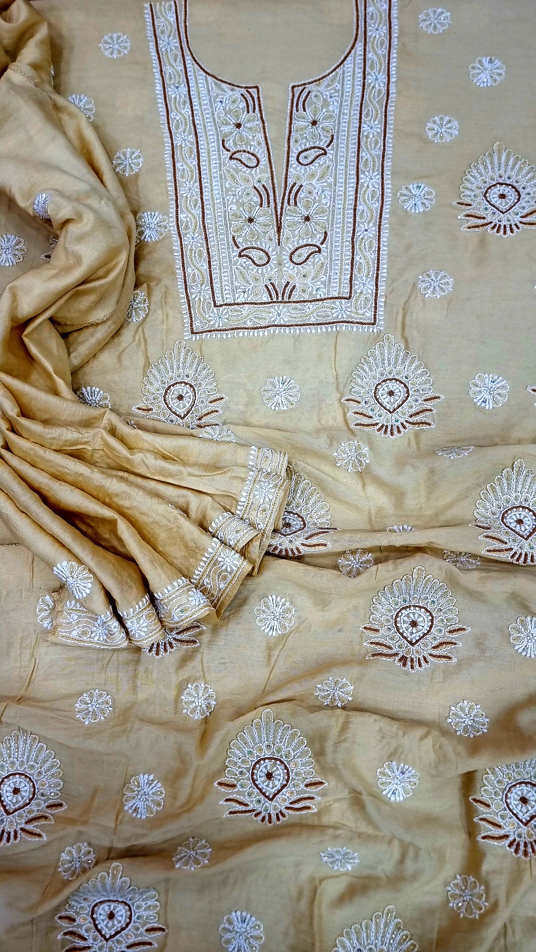 Lucknowi Chikankari Chanderi Fabric – Hand-Embroidered Kurta & Dupatta with Pearl, Resham & Badla Work
