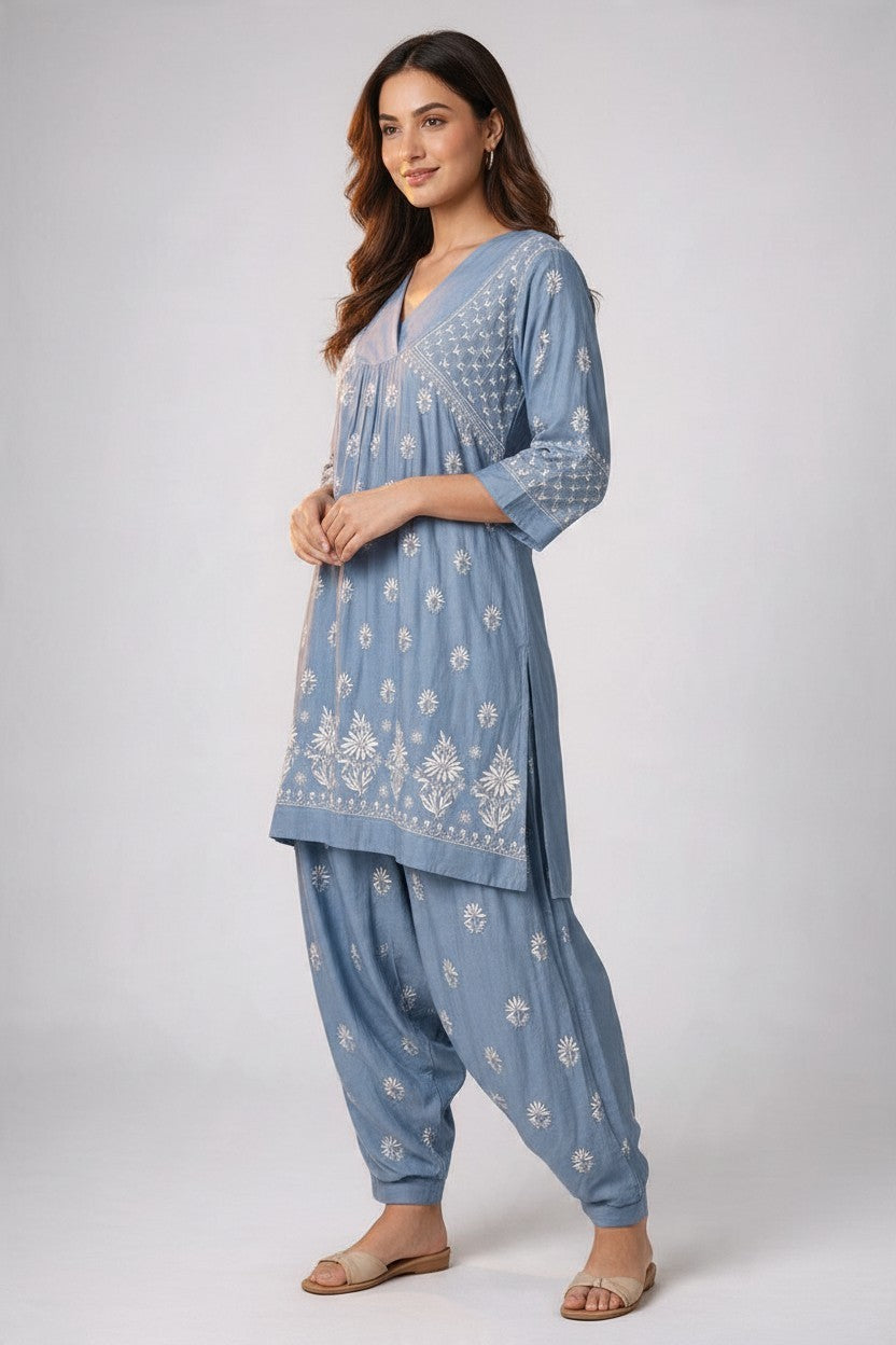 Luxe-Pure muslin luxurious kurti afgani pants set with *2 taar chikankari work*