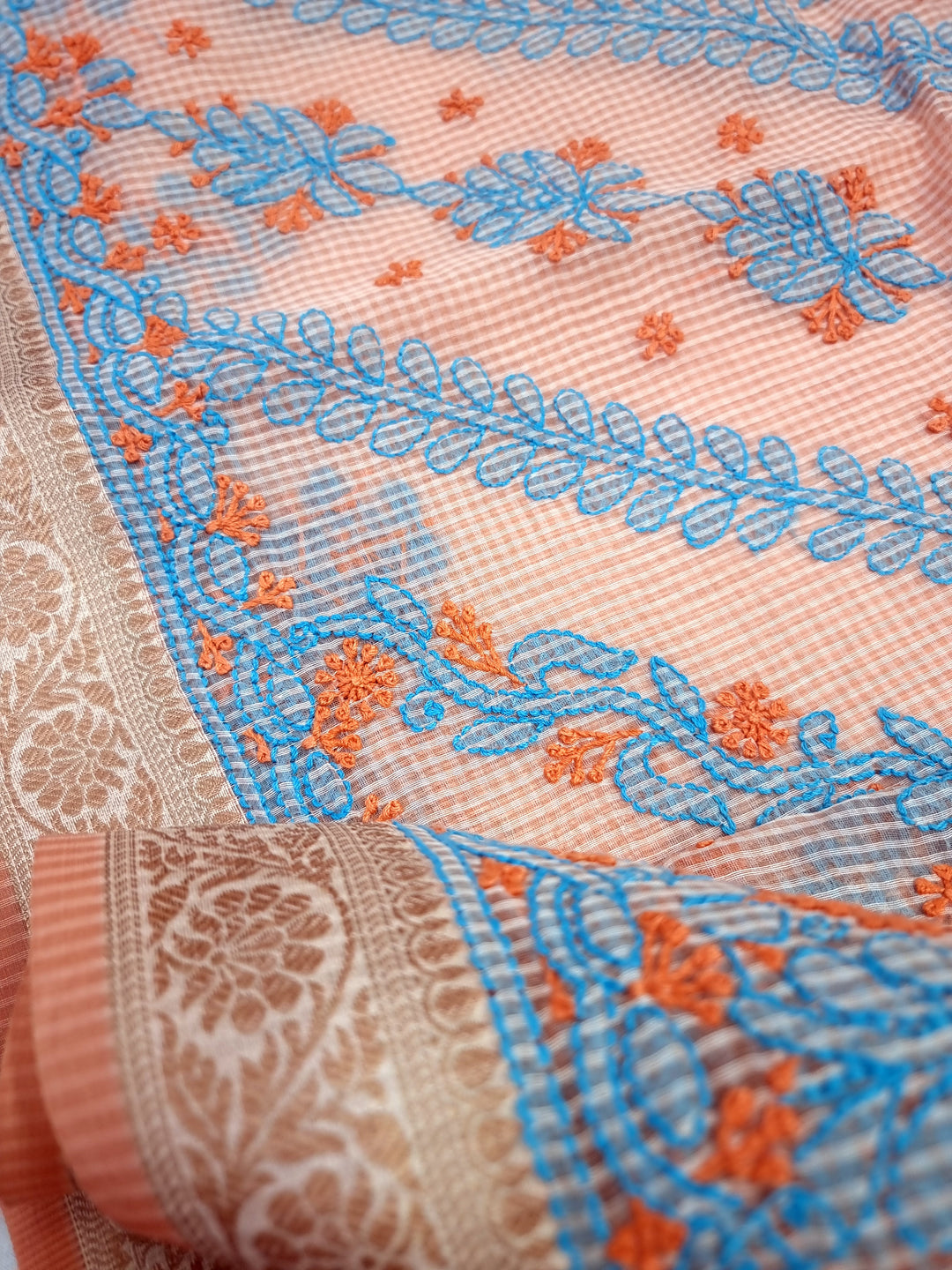 Hand Embroidered Chikankari Banarasi Silk Saree with Intricate Border & Palla Pattern – Includes  Blouse | Paridhan Chikan