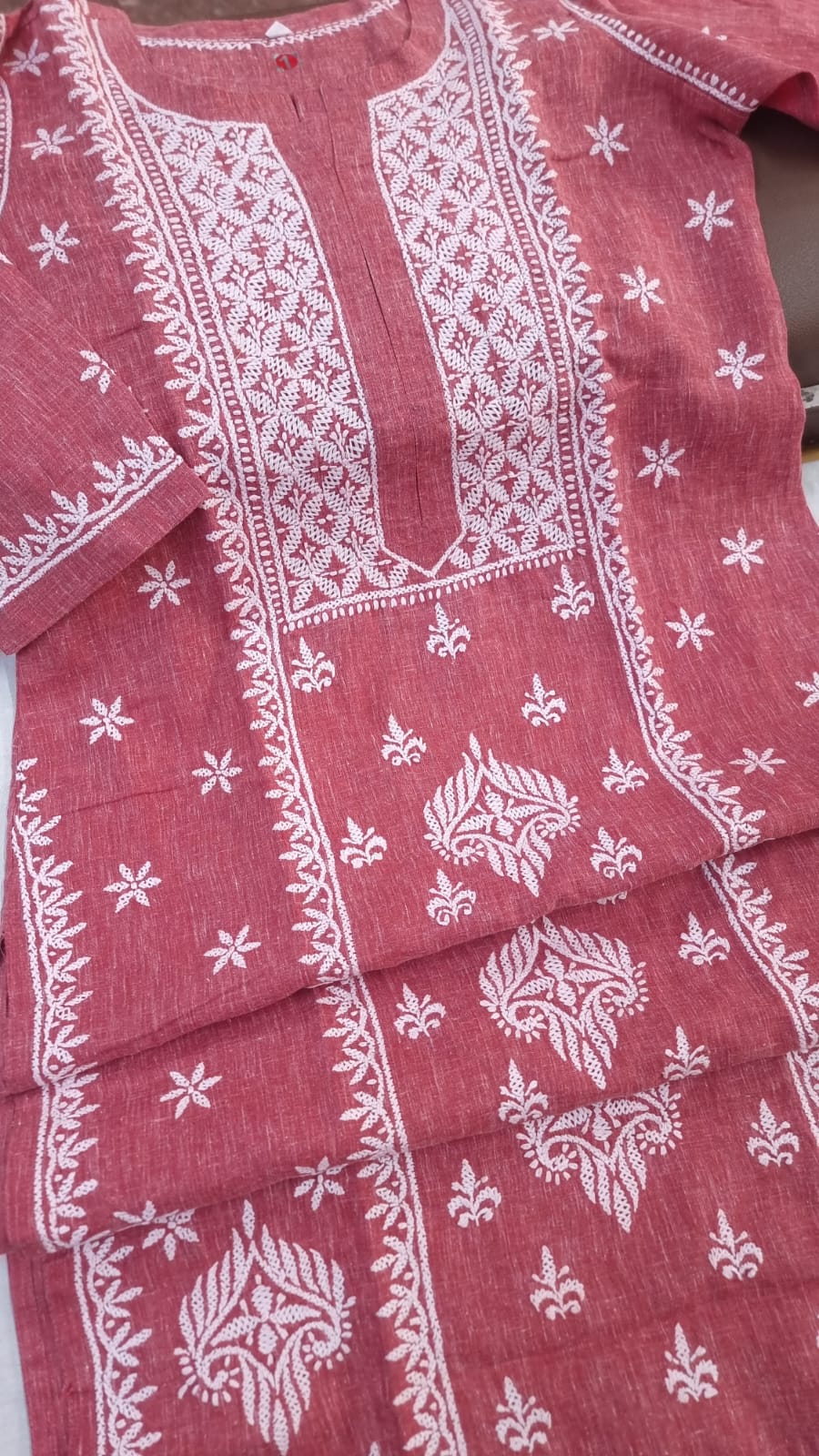 MONALISA Linen Chikankari Kurti – Authentic Lucknow Hand Embroidery