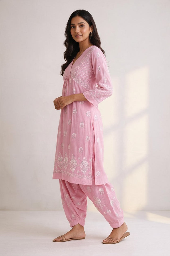 Luxe-Pure muslin luxurious kurti afgani pants set with *2 taar chikankari work*