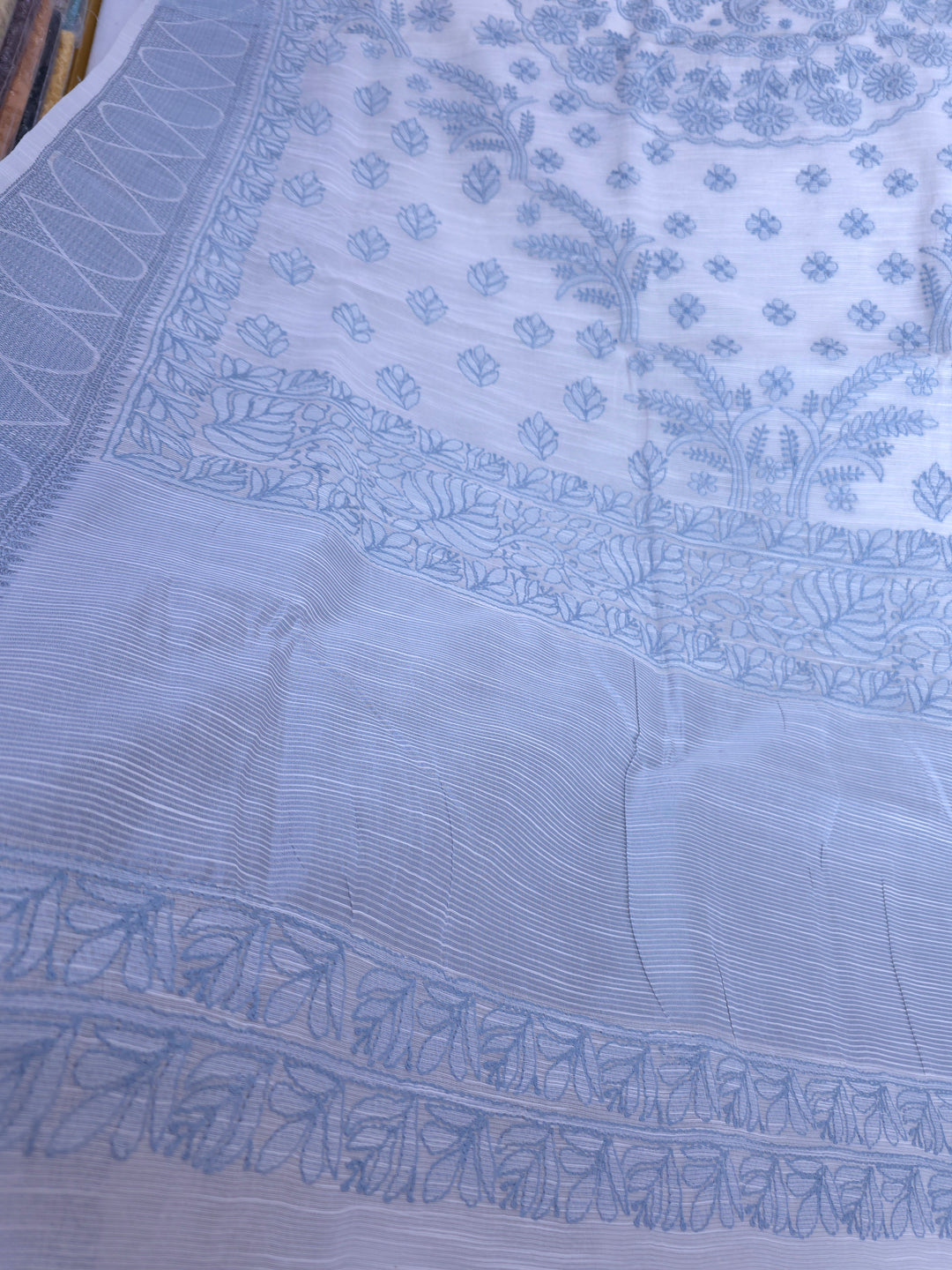 Hand Embroidered Chikankari Banarasi Silk Saree with Intricate Border & Palla Pattern – Includes  Blouse | Paridhan Chikan